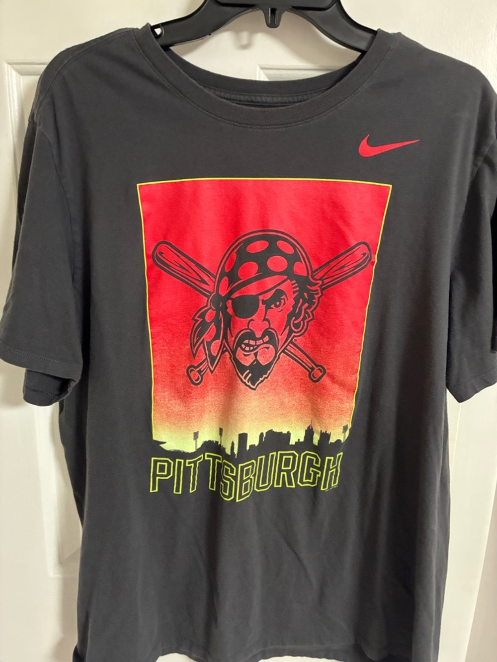 Nike Pittsburgh Pirates Graphic Tee